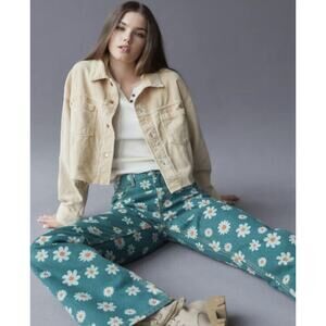 Urban Outfitters BDG Brooklyn Corduroy Cropped Jacket Size M in Ivory